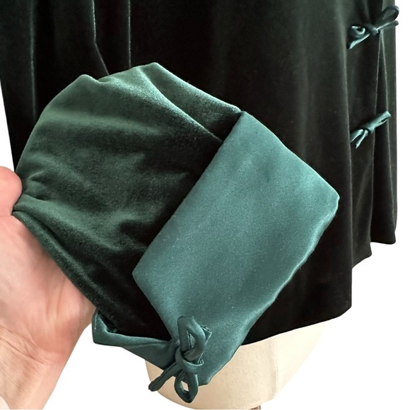 COLDWATER CREEK Dark Green Velvet & Satin Jacket Bows Whimsical Elevated Chic 12 - Picture 4 of 12